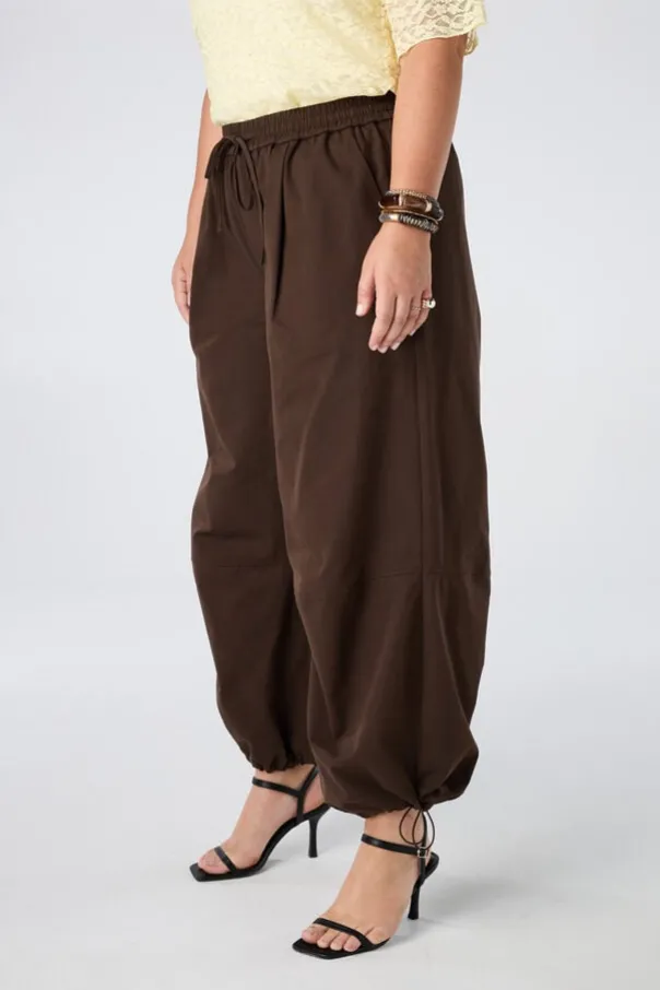 Barrel broek met trekkoord