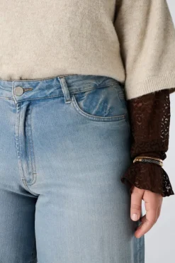 Barrel jeans