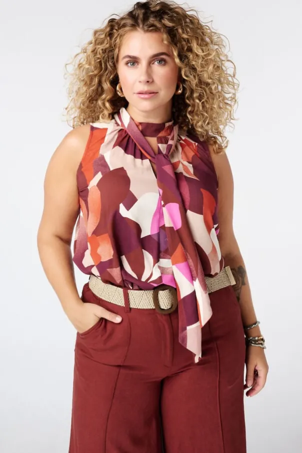 Blouse met hoge hals