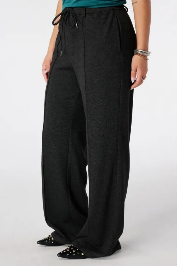 Broek met krijtstreep