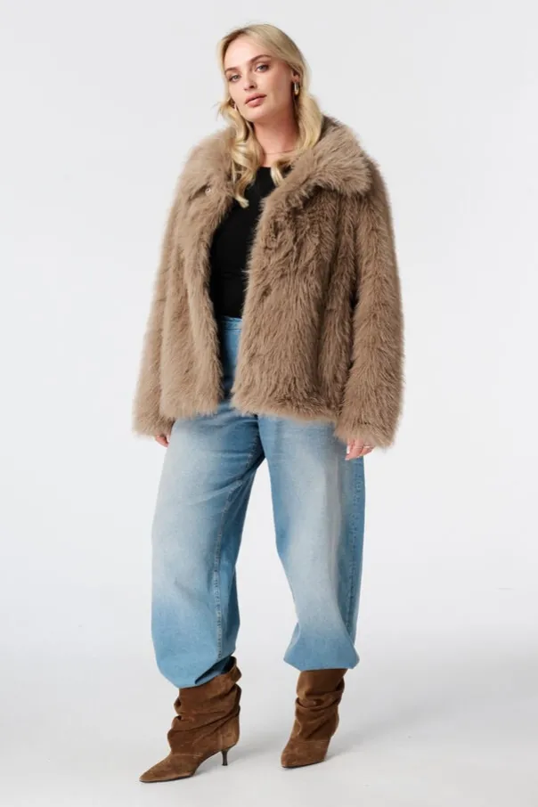 Faux fur jas