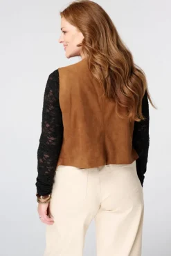 Gilet met embroidery en studs
