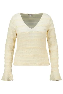 Kanten top met ruffles