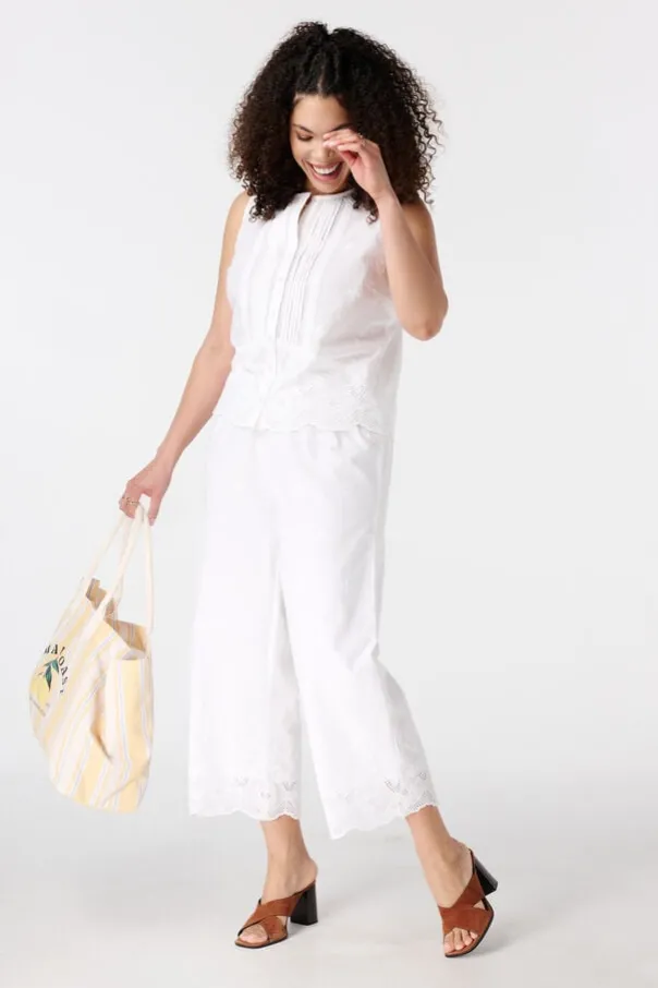 Mouwloze blouse met borduursel