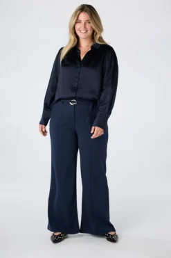 Rechte pantalon met ceintuur