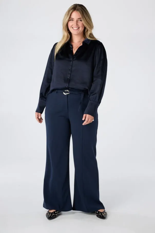 Rechte pantalon met ceintuur