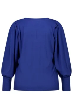 Top met pofmouwen