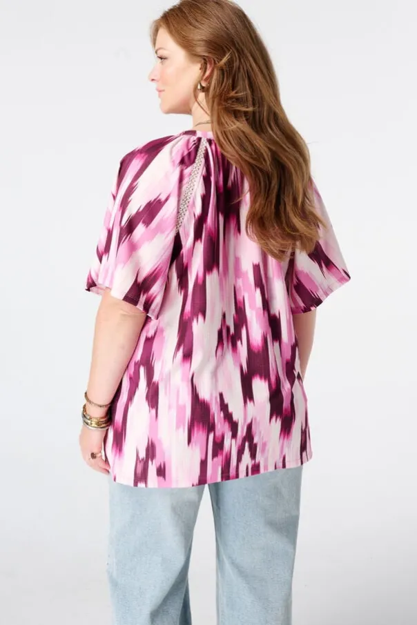 Top met print en v-hals
