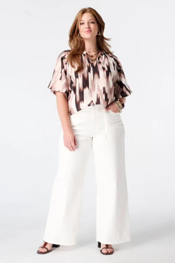 Top met print en v-hals