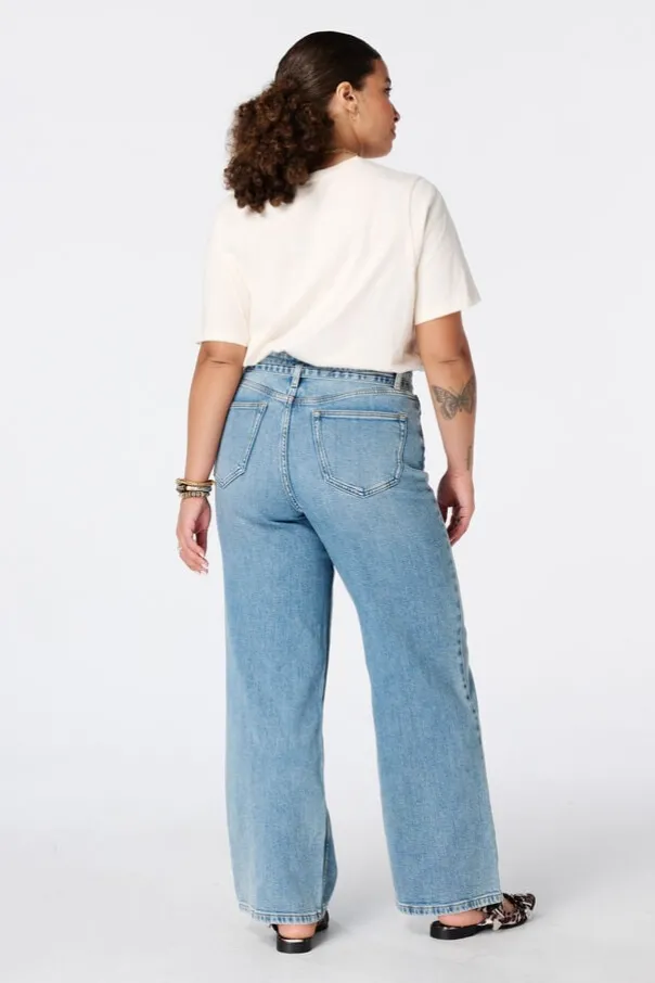 Wide leg jeans met riempje