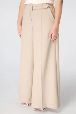 Wide leg pantalon met ceintuur