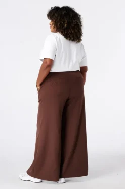 Wide leg pantalon met ceintuur